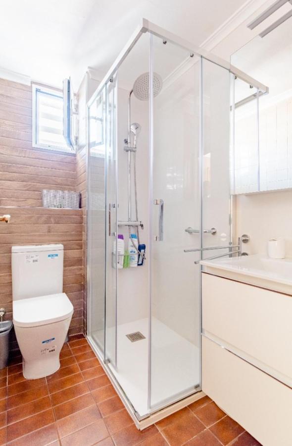 Homestay Habitación Triple Con Aire Acondicionado