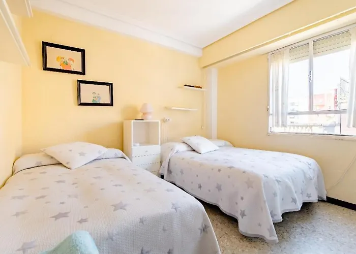 Se Alquila Una Habitacion Doble Con Aire Acondicionado
